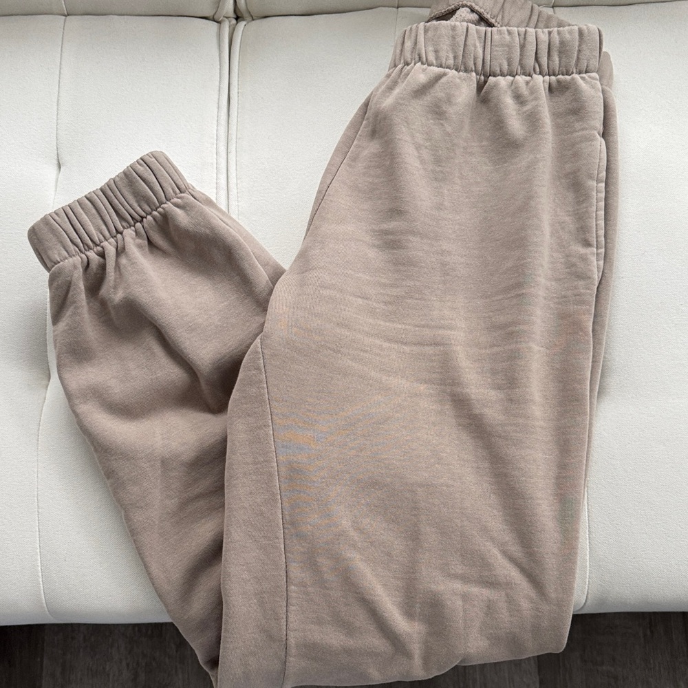 Brand Melville Sweats